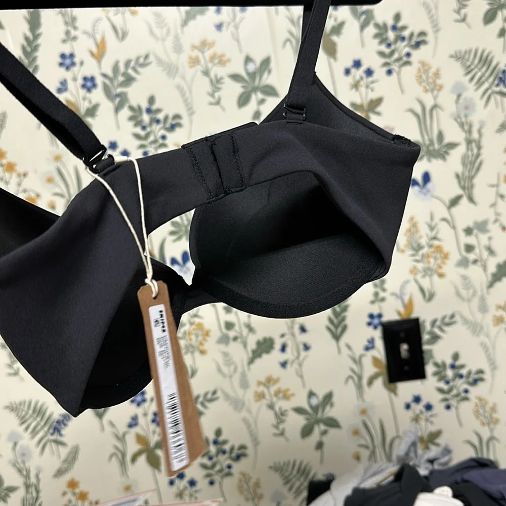 NWT SKIMS FITS EVERYBODY SUPER PUSH UP BRA ONYX 34C - Picture 5 of 6